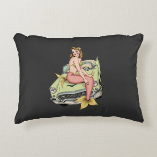 Almofada Decorativa Blonde Mermaid on Vintage Green Car Watercolor Ill