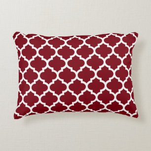 Almofada Decorativa Bordô Branco Marroquino Padrão Quatrefoil #5
