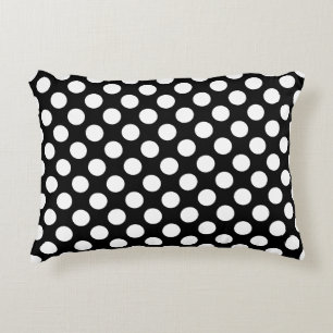 Almofada Decorativa Branco sobre Bolinhas de tamanho grande pretas