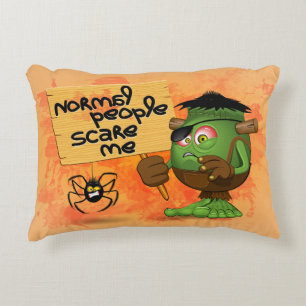 Almofada Decorativa Caráter Frankenstein 'Normal Pessoas Scare Me'