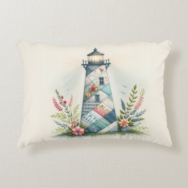 Almofada Decorativa Cena Floral de Farol Costeiro em Patchwork (Frente)