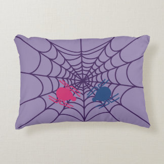 Almofada Decorativa com Acento de Teia de Aranha e