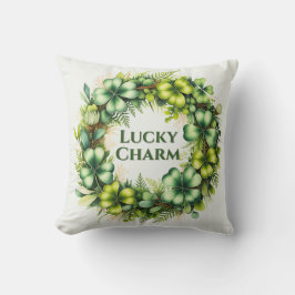 Almofada Decorativa com Grinalda de Trevo Símbolo