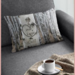 Almofada Decorativa Coração Cravado pela Rússia do País Personalizado<br><div class="desc">A arte rústica personalizada gravada em design de coração na frente e no verso apresenta uma árvore de latido de pássaro impresso com um coração esculpido que você pode personalizar adicionando seus nomes e embaixo dela, você pode adicionar sua data de casamento ou data especial. Isso daria um presente único...</div>