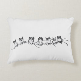 Almofada Decorativa Corujas manchados de tinta em um design do ramo