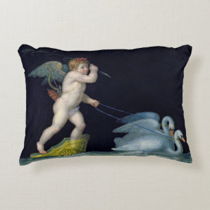 Almofada Decorativa Cupido que está sendo conduzido por um par das