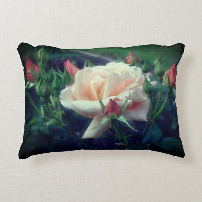 Almofada Decorativa Dreamy Peach Rosa and Buds (Frente)