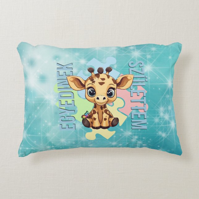Almofada Decorativa Egyedinek születtem – kedves zsiráfos design (Frente)