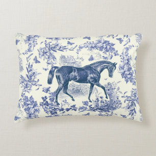 Almofada Decorativa Elegante Toile Floral Azul Branco Cavalo Vintage