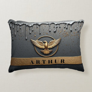 Almofada Decorativa Emblema de Águia Dourada com Asas Estendidas
