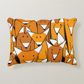 Almofada Decorativa Família Encantadora de Raposa: Padrões Animais Rep