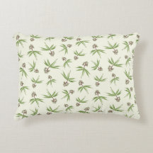 Filiais Vermelhos Amigados no creme - padrão perfe