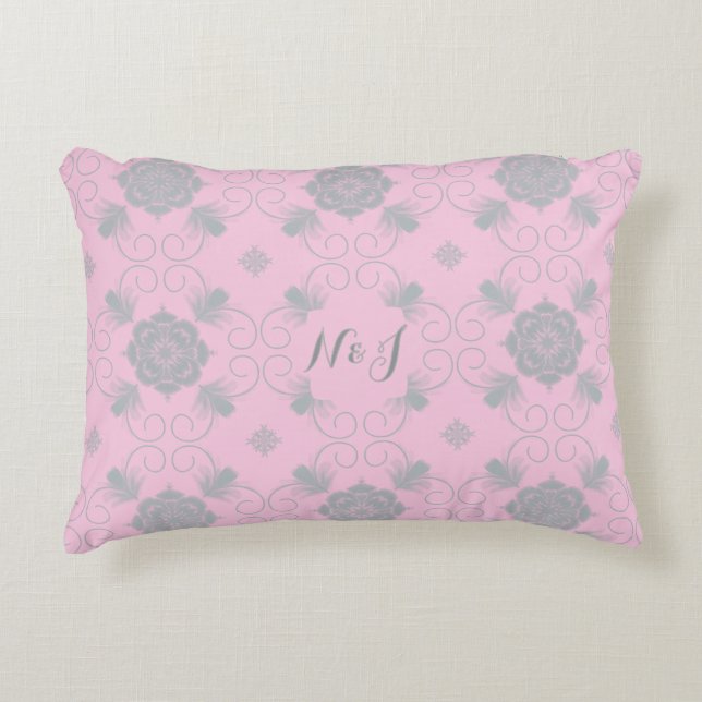 Almofada Decorativa Flora Royale Decorative Accent Pillow (Frente)