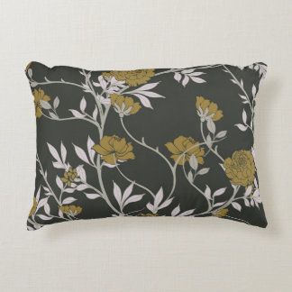 Almofada Decorativa Floral elegante: design de padrão de colheita.