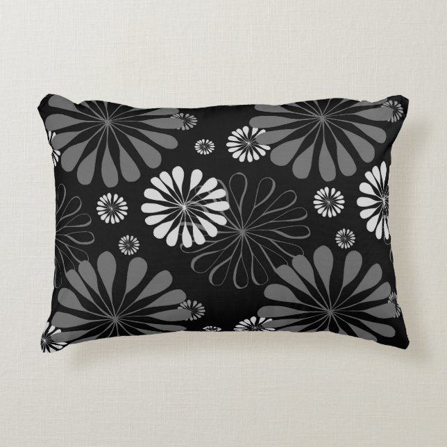 Almofada Decorativa Floral Retro Preto e Branco (Frente)