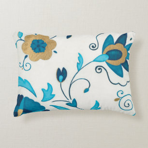 Almofada Decorativa Flores Indígenas com Fundo Branco