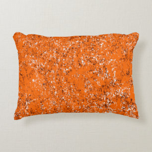 Almofada Decorativa Fundo verde castanho escuro. Cor de laranja branco