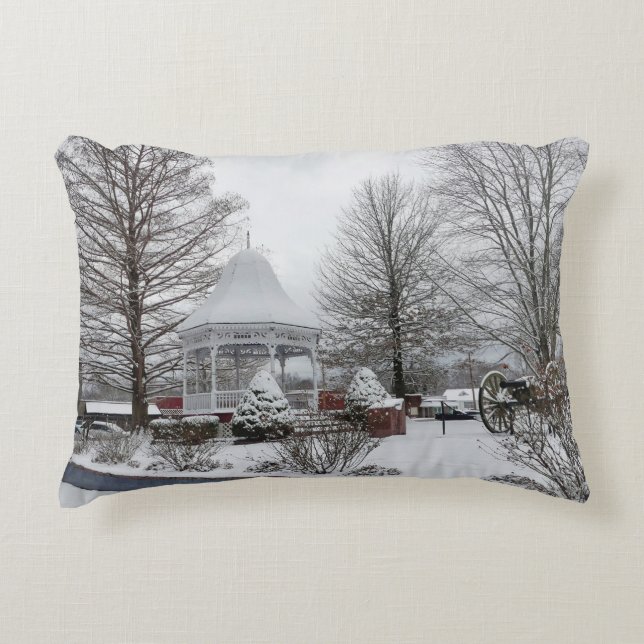 Almofada Decorativa Gazebo e Canhão (Frente)
