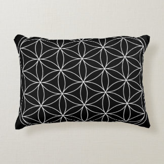 Almofada Decorativa Geometria Sagrada: Flor de Vida Preto e Branco