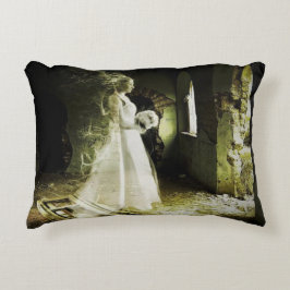 Almofada Decorativa Ghost Bride