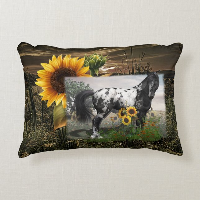 Almofada Decorativa Girassóis e Cavalo Appaloosa (Frente)