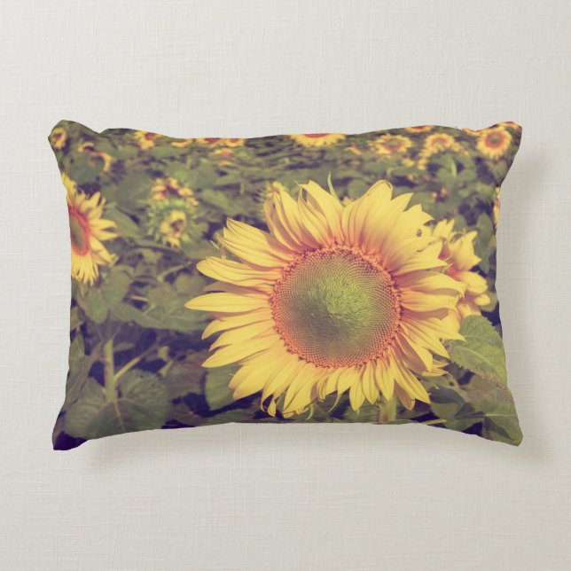 Almofada Decorativa Girassol com efeito de filtro retro estileag (Frente)