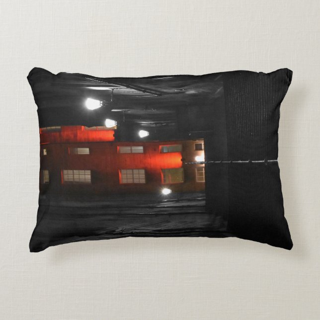 Almofada Decorativa Gothic Staircase (Frente)