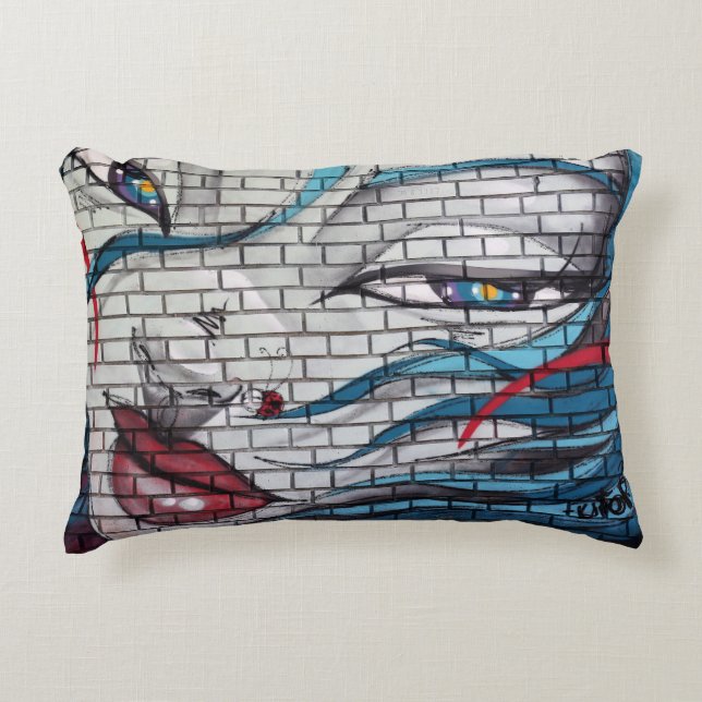 Almofada Decorativa Grafite de Garota Asiática (Frente)