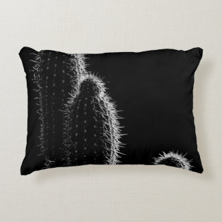 ALMOFADA DECORATIVA GRAYSCALE PHOTO OF CACTUS