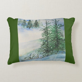 Almofada Decorativa Hillside Evergreens e Neve