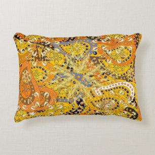 Almofada Decorativa Ilustração em cores amarela, laranja e marrom. I