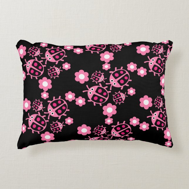 Almofada Decorativa Joaninha Coccinellidae besouro  (Frente)