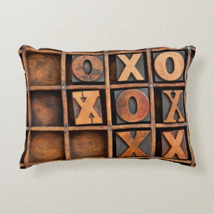 Almofada Decorativa jogo tic-tac-toe ou noughts e cruzes - vintage