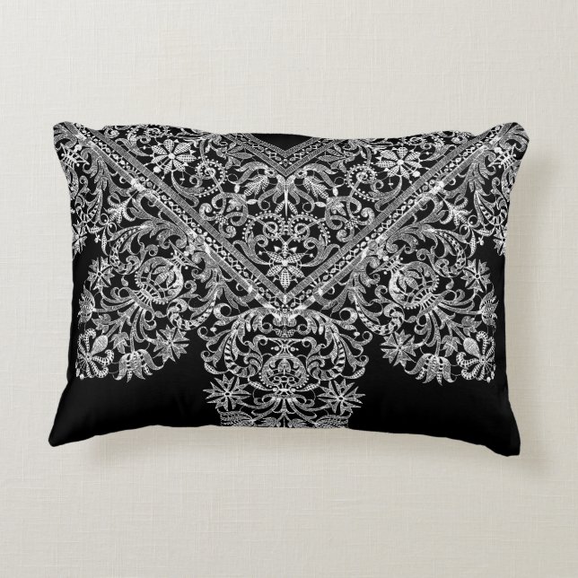 Almofada Decorativa Lace italiano de luxo branco sobre preto (Verso)