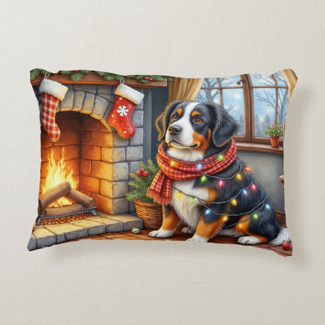 Almofada Decorativa Lareira da Montanha Bernesa com Luzes de Natal (Verso)