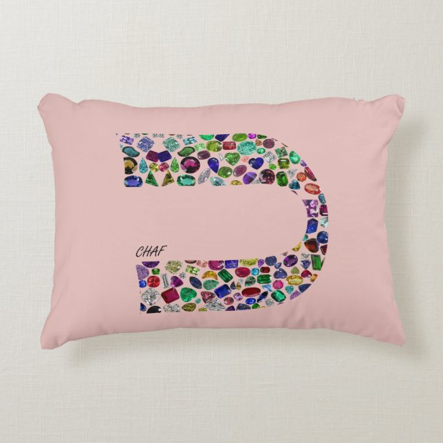 Almofada Decorativa Letra 'CHAF' (Frente)