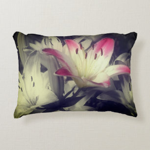 Almofada Decorativa Lily Flowers Preto E Branco - Cor Parcial