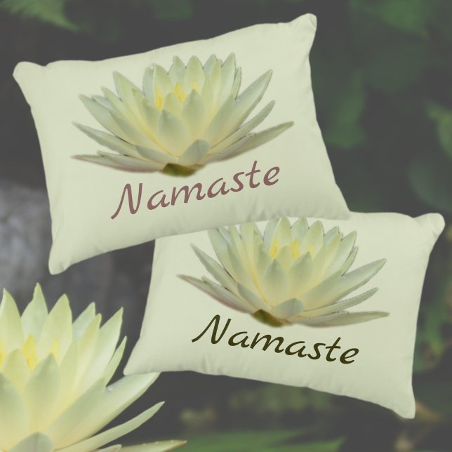 Almofada Decorativa Lotus Waterlily Yellow Floral Namaste (Criador carregado)
