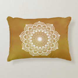 Almofada Decorativa Mandala Branco em Fundo Dourado