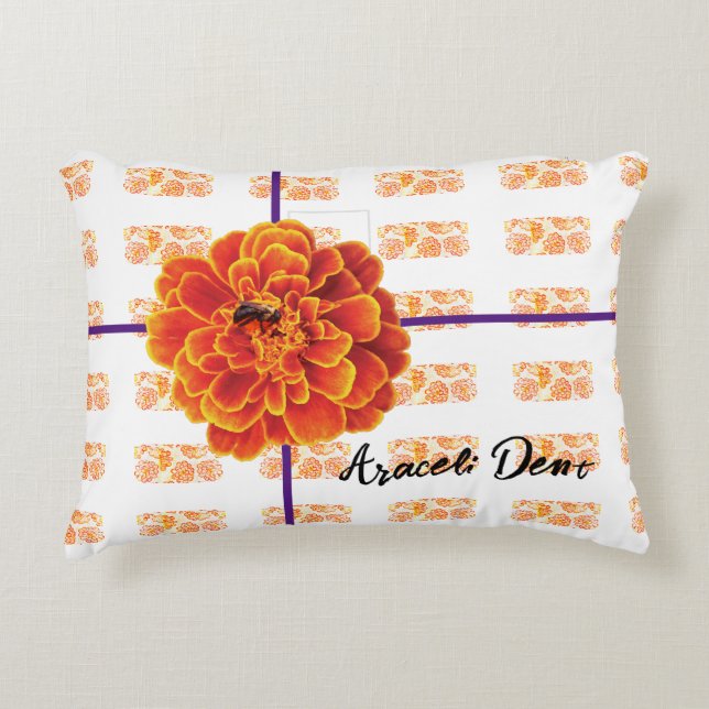 Almofada Decorativa Marigolds e Bee (Frente)