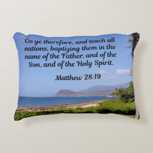 Almofada Decorativa Matthew 28:19 Vá, e ensine tudo