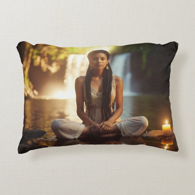ALMOFADA DECORATIVA MEDITATION - YOGA - WELLNESS - CARPE DIEM (Frente)