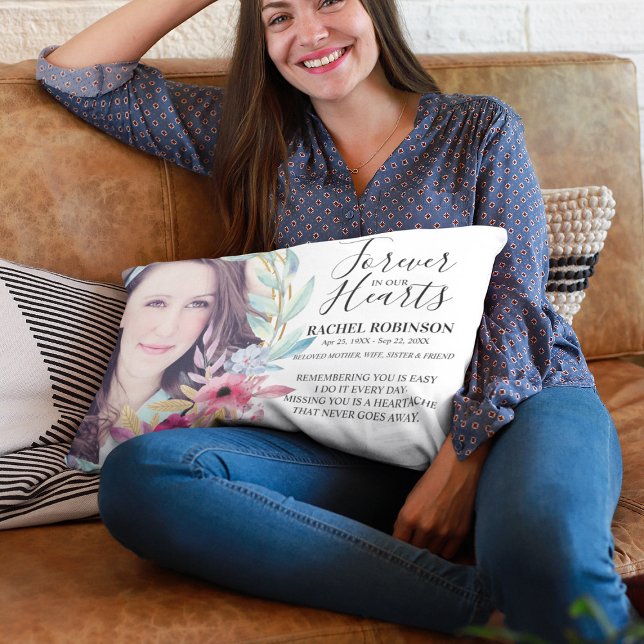 Almofada Decorativa Memorial da Família Chic Floral (Criador carregado)
