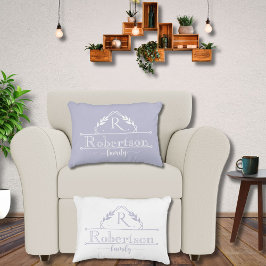 Almofada Decorativa Moldura de Monograma e Sobrenome da Família em Lav