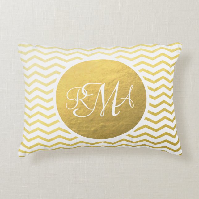 Almofada Decorativa Monograma Dourado e Branco Personalizado (Frente)