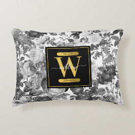 Almofada Decorativa Monograma Floral Preto, Branco e Dourado