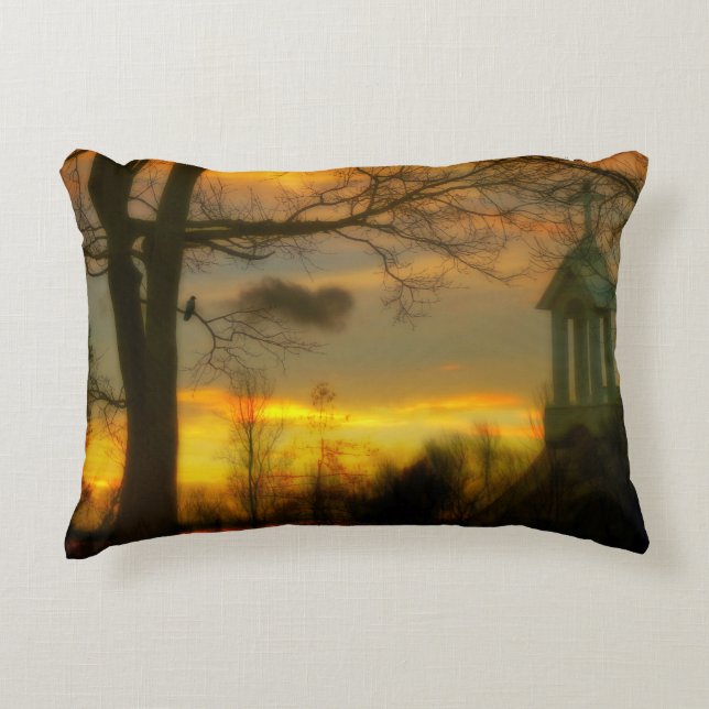 Almofada Decorativa Moody Sky ANd Crow (Frente)