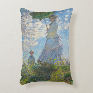 Almofada Decorativa Mulher de Claude Monet com um parasol