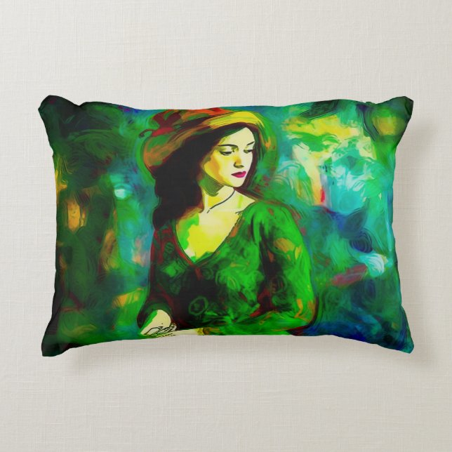 Almofada Decorativa Mulher em Chapéu (Frente)