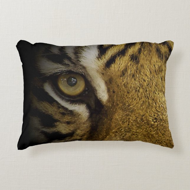 Almofada Decorativa No Olho de um Tigre (Frente)